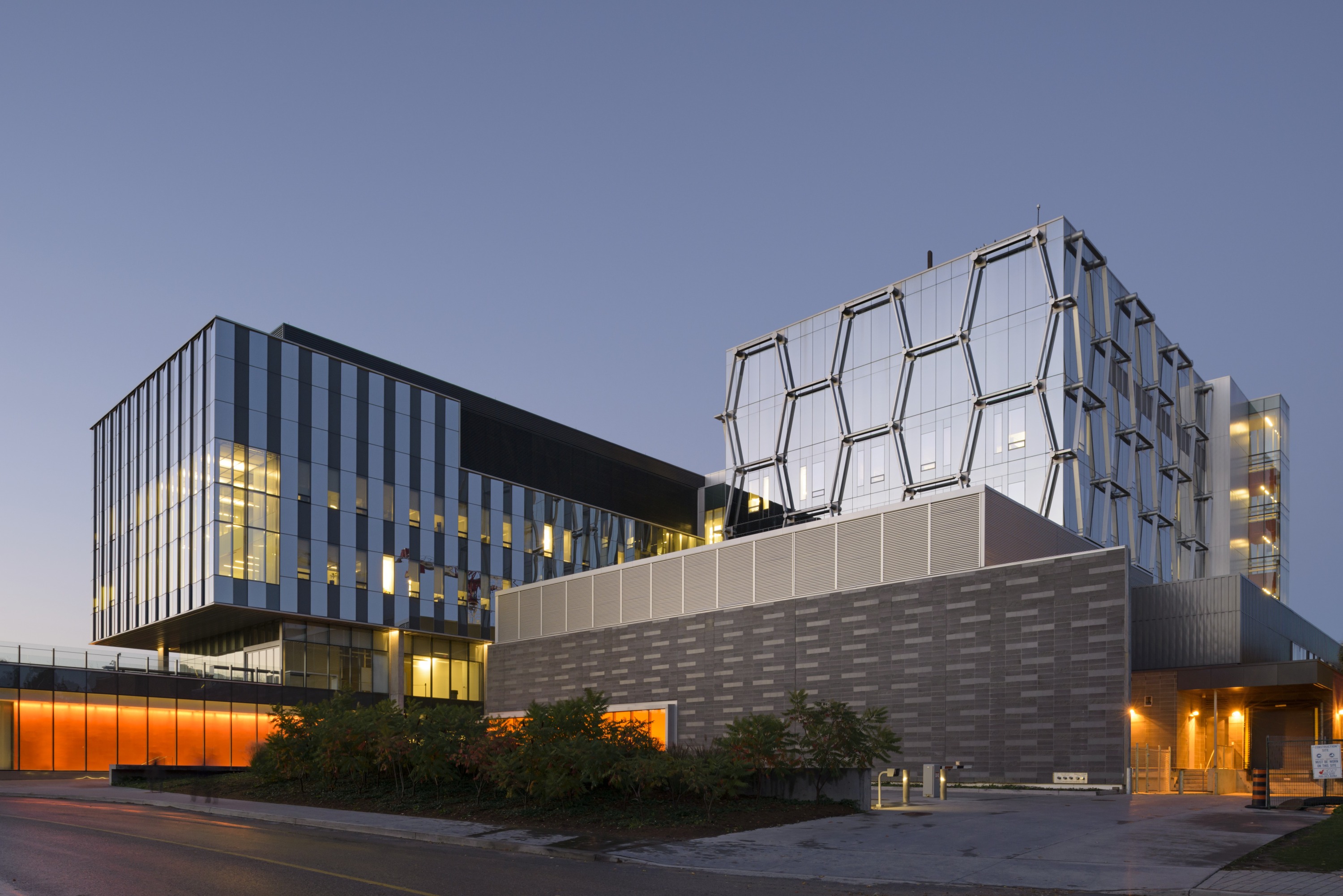  Mike & Ophelia Lazaridis Quantum-Nano Centre, University of Waterloo Exterior