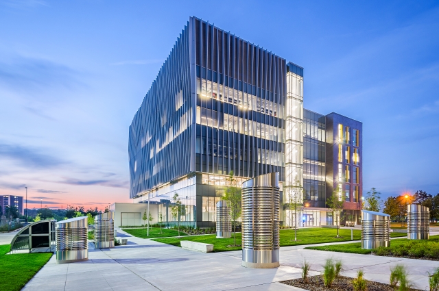 blOAAG Environmental Science and Chemistry Building, University of Toronto Scarborough
