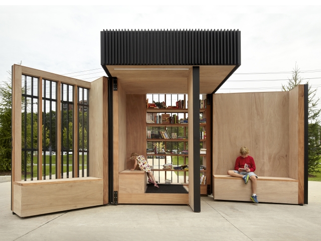 blOAAG Story Pod (2015)