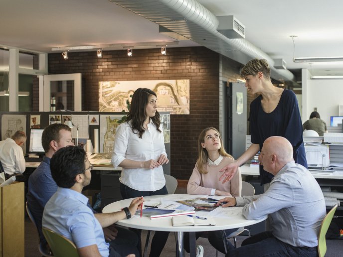 DTAH office meeting